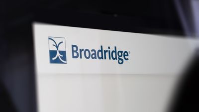 Do Wall Street Analysts Like Broadridge Stock?